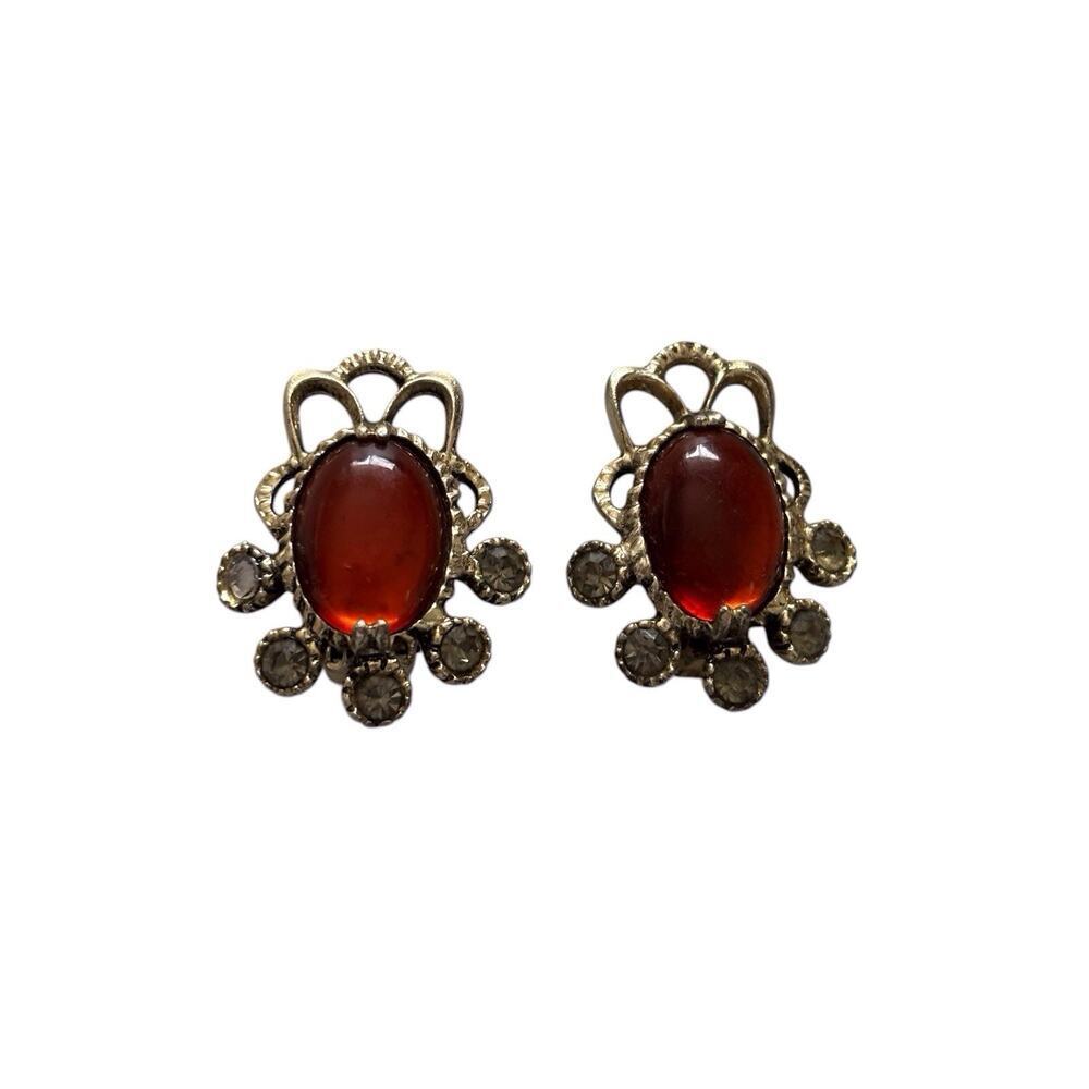 Selro Corp Gold tone Rhinestone Crystal & Lucite Cabochon Clip Earrings
